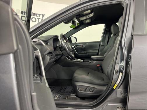 2023 Toyota RAV4 Prime SE