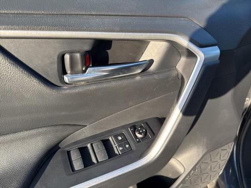 2023 Toyota RAV4 Prime SE