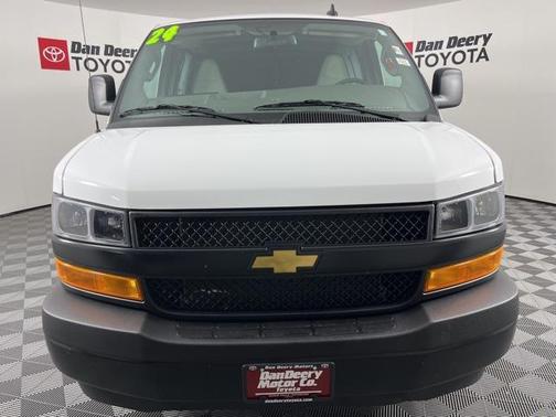 2024 Chevrolet Express 2500 RWD 2500 Regular Wheelbase WT