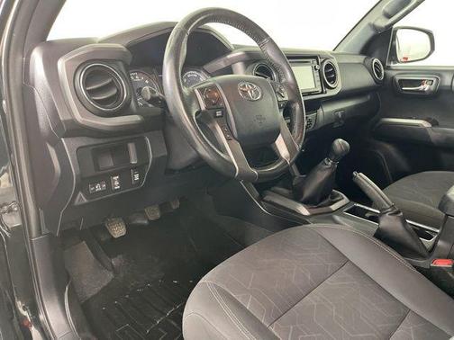 2016 Toyota Tacoma TRD Sport