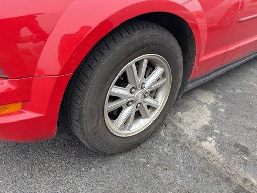 2007 Ford Mustang Premium