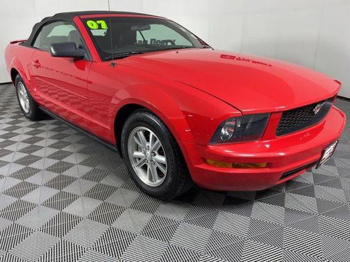 2007 Ford Mustang Premium
