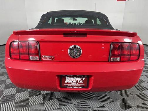 2007 Ford Mustang Premium