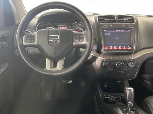 2018 Dodge Journey Crossroad
