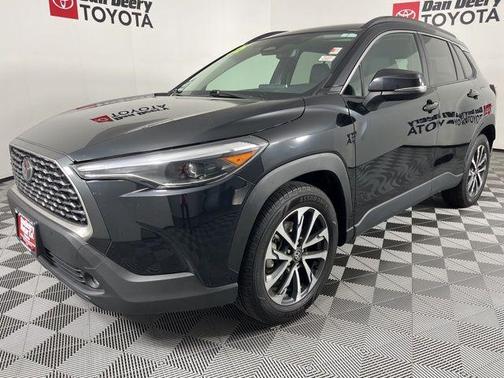 2025 Toyota Corolla Cross XLE