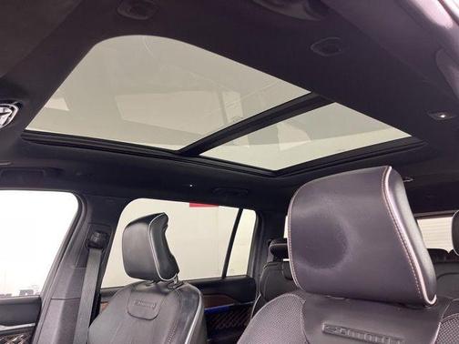 Silver Zynith 2024 Jeep Grand Cherokee L Summit