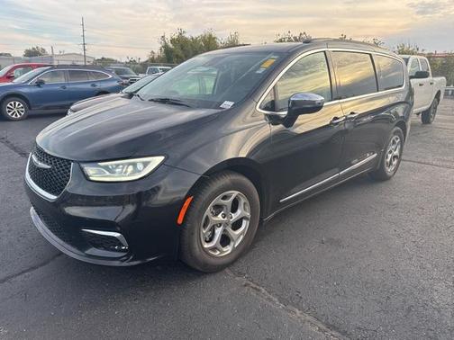 2023 Chrysler Pacifica Limited