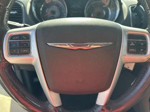 2015 Chrysler Town & Country Touring-L