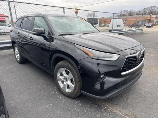 2023 Toyota Highlander Hybrid LE