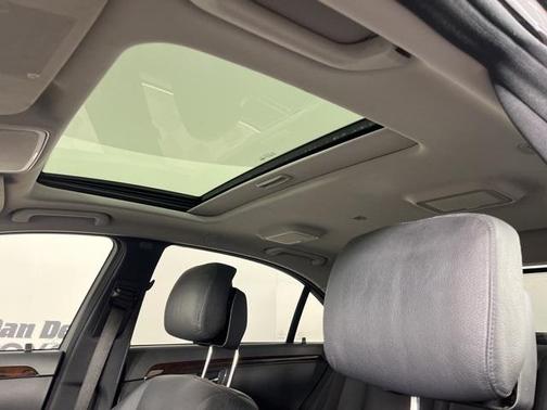 2010 Mercedes-Benz S-Class S 550 4MATIC