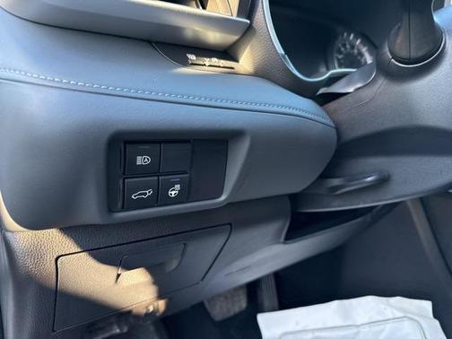 2024 Toyota Highlander Hybrid XLE