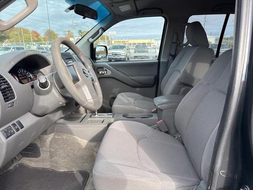 2012 Nissan Frontier SV