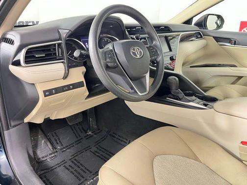 Aqua 2018 Toyota Camry Hybrid LE