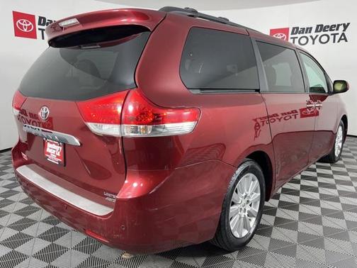 2011 Toyota Sienna Limited