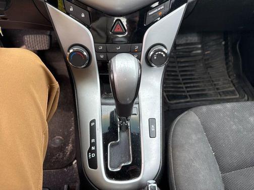 Imperial Blue Metallic 2011 Chevrolet Cruze LT