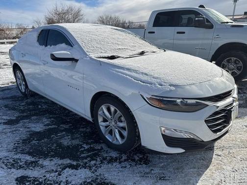 2022 Chevrolet Malibu FWD LT