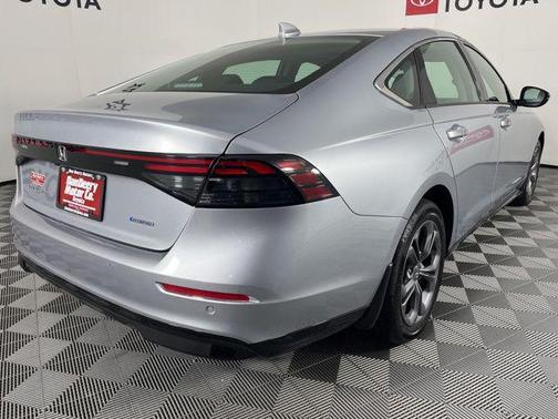 Solar Silver Metallic 2024 Honda Accord Hybrid EX-L