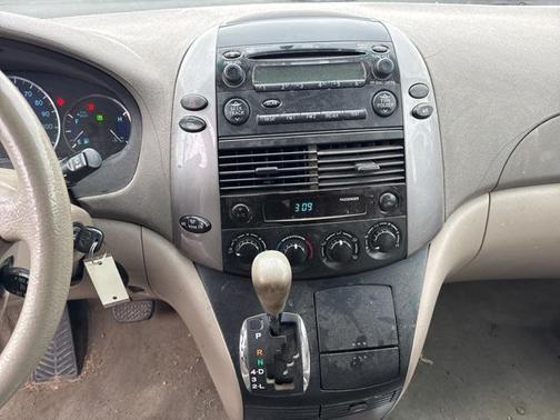 2008 Toyota Sienna LE