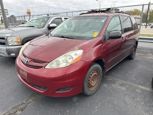 2008 Toyota Sienna LE