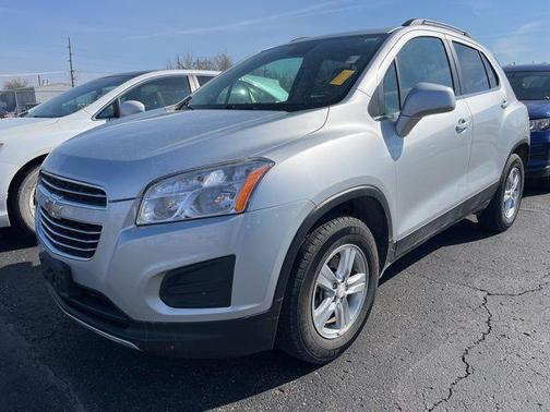 Silver Ice Metallic 2015 Chevrolet Trax LT