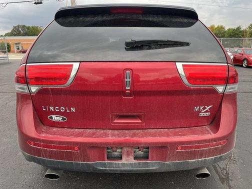 2013 Lincoln MKX Base