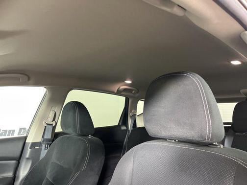 Cayenne Red Metallic 2017 Nissan Murano S