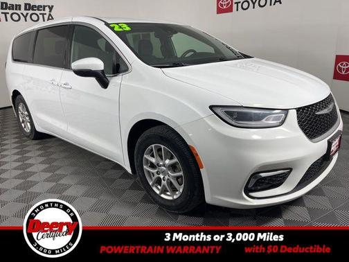 2023 Chrysler Pacifica Touring