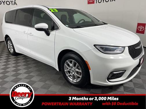 2023 Chrysler Pacifica Touring