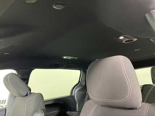 2023 Chrysler Pacifica Touring