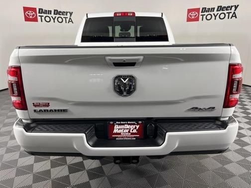 2024 RAM 2500 Laramie Crew Cab 4x4 6'4' Box