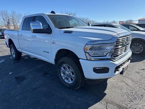 2024 RAM 2500 Laramie Crew Cab 4x4 6'4' Box