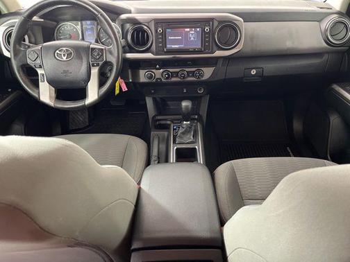 2016 Toyota Tacoma SR5