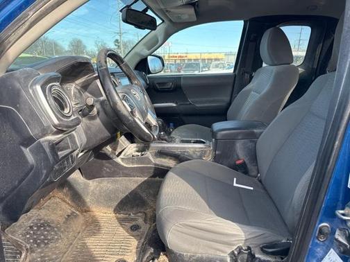 2016 Toyota Tacoma SR5