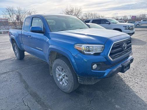 2016 Toyota Tacoma SR5