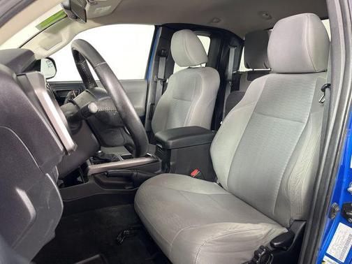 2016 Toyota Tacoma SR5