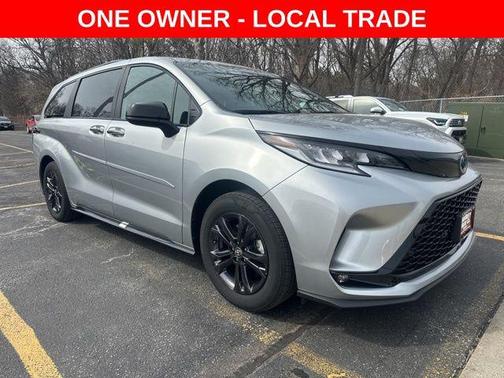 2025 Toyota Sienna XSE 7 Passenger