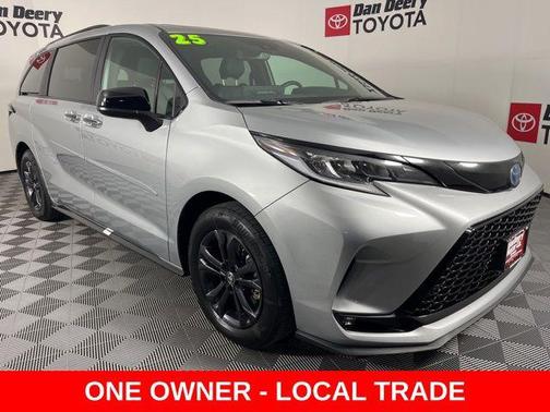 2025 Toyota Sienna XSE 7 Passenger