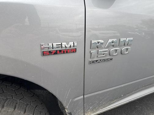 2020 RAM 1500 Classic SLT
