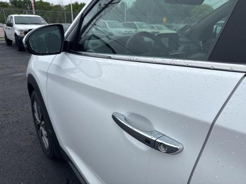 White Cream 2021 Hyundai TUCSON Ultimate