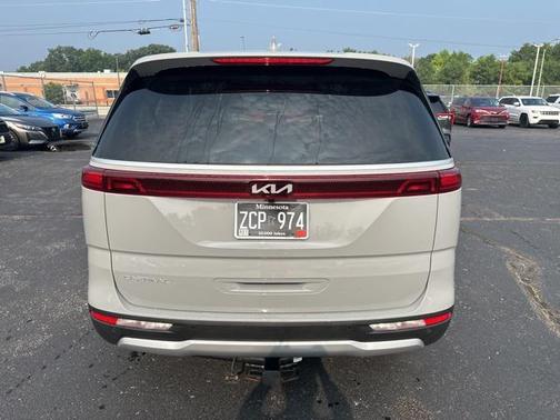 2024 Kia Carnival EX
