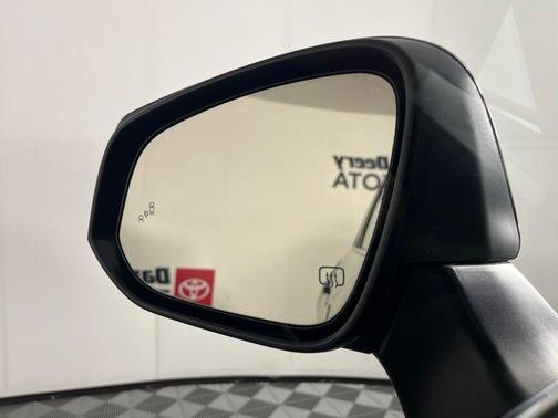 Cloud 2024 Toyota Grand Highlander Limited