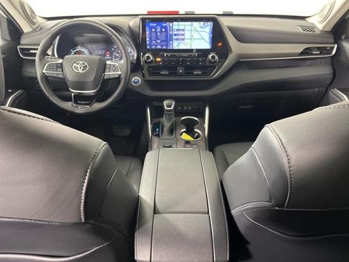 2021 Toyota Highlander Hybrid Limited