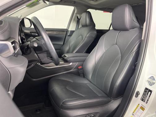 2021 Toyota Highlander Hybrid Limited