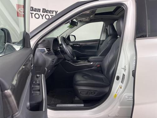 2021 Toyota Highlander Hybrid Limited