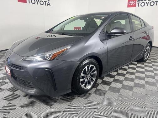 2021 Toyota Prius XLE