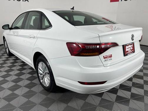 White 2019 Volkswagen Jetta 1.4T S