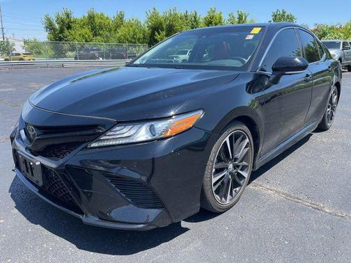 Midnight Black Metallic 2018 Toyota Camry XSE