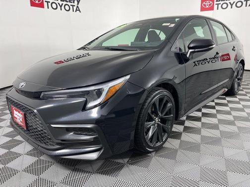 Midnight Black Metallic 2024 Toyota Corolla SE
