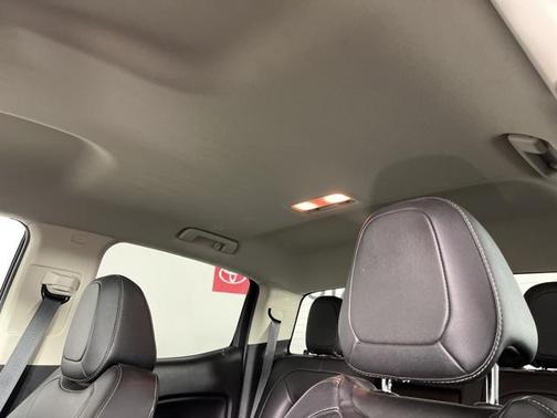 2015 GMC Canyon SLT