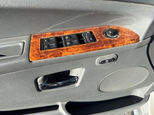 2006 Jeep Grand Cherokee Overland